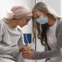 female-patients-talking-hospital female-patients-talking-hospital